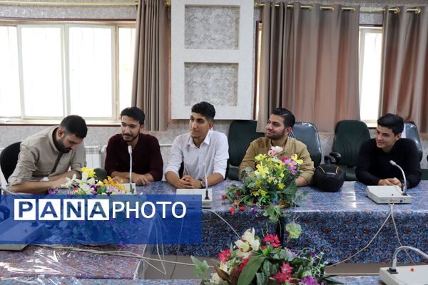 تجلیل از خبرنگاران مرکز استان چهارمحال بختیاری