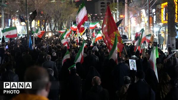 تجمع باشکوه مردم فردیس در یاد و خاطره رهبر شهید امام خامنه‌ای