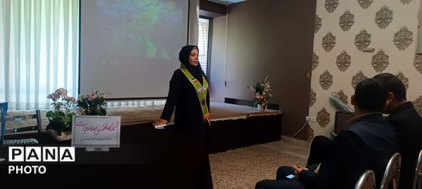  کارگاه‌های تخصصی و مهارتی سازمان دانش آموزی ناحیه سه مشهد 