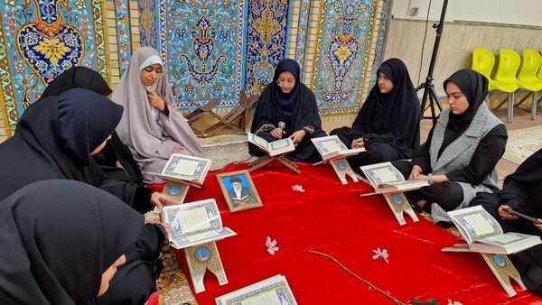 جلسه مسئولین هیئت‌های مذهبی مدارس متوسطه ناحیه ۶