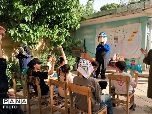 جشن بزرگداشت حکیم فردوسی و پاسداشت زبان فارسی 