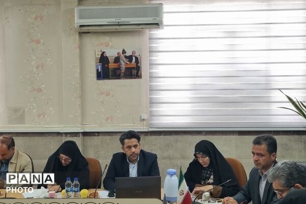تشریح برنامه‌های آموزشی و معاضدت‌های طرح نماد در شورای آموزش و پرورش شهرستان قدس