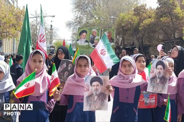 حضور دختران استهبانی به یاد دختران میناب در روز قدس