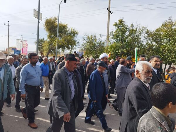 راهپیمایی ۲۲ بهمن همزمان با سراسر کشور