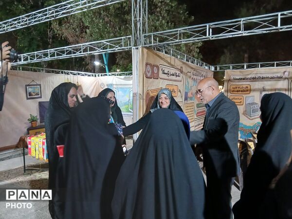 غرفه «باانرژی‌ها» ؛ مسئولیت‌پذیری و مشارکت اجتماعی