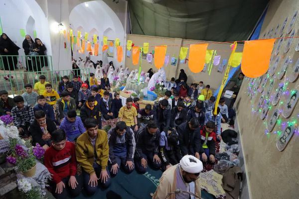 برگزاری جشن روزه اولی‌ها در خانه ایثارنجف‌آباد   