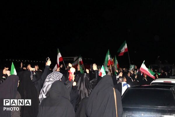 همه برای ایران؛در میدان نبرد می‌آییم