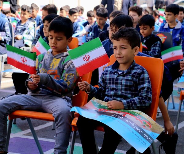 جشن عاطفه‌ها، جشن شکوفه زدن درختان احساس و مهربانی 