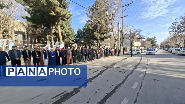 خروش سملقانی‌ها در سالروز بازگشت امام؛ دوازدهم بهمن با گلباران تمثال رهبر انقلاب گرامی داشته شد
