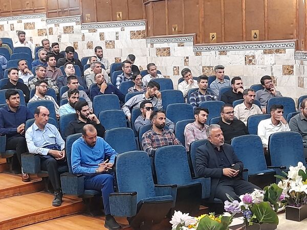 برگزاری دوره  دانش افزایی مربیان پرورشی و مشاوران جدیدالورود استان البرز