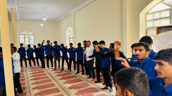 مراسم ایام فاطمیه در دبیرستان پسرانه امیرکبیر منطقه سندرک
