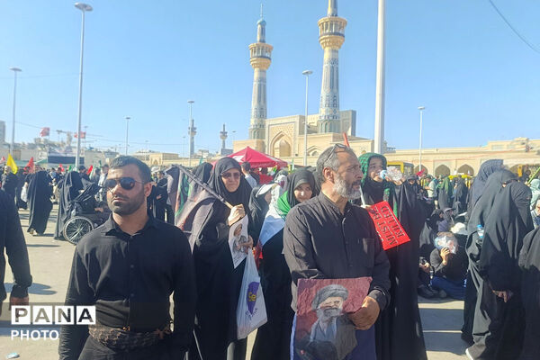 وداع باشکوه با خورشید در شهر خورشید؛ مشهد یکپارچه در سوگ