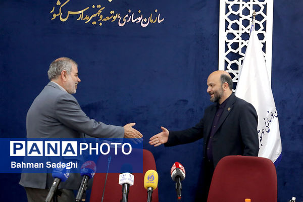 نشست خبری رئیس سازمان نوسازی، توسعه و تجهیزات مدارس کشور