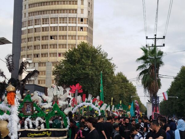 آیین علم‌گردانی ماه محرم در آمل