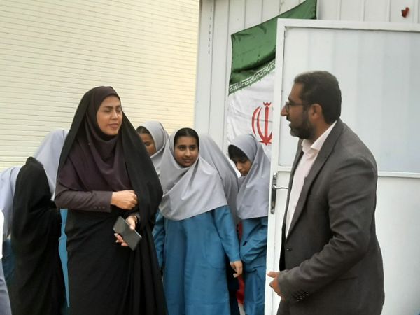 ترویج ارزش‌ها و مفاهیم اسلامی در دبیرستان شاهد شهید مصلحی میناب