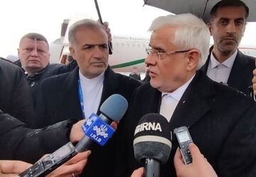 عارف: همکاری در شانگهای به نفع صلح و دوستی است