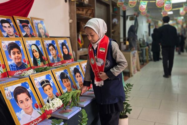 همایش یاوران انقلاب در اداره آموزش و پرورش رباط‌کریم