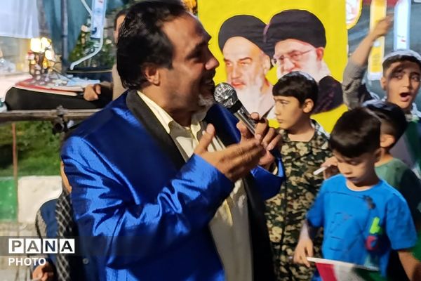 برنامه‌های متنوع فرهنگی دبستان پسرانه قدس ۱ در غرفه شهدای دانش‌آموز ورامین