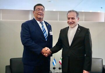 ایران با تمام توان در برابر زیاده‌خواهی و قلدری آمریکا و رژیم صهیونیستی ایستادگی خواهد کرد
