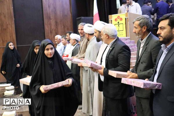 تابستانِ پربارِ دانش‌آموزان گرمه‌ای با تجلیل از ۲۲۰ برگزیده به پایان رسید
