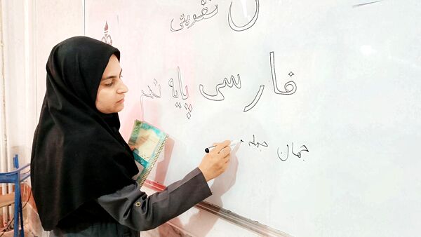 برگزاری کلاس‌های فوق برنامه در مدرسه‌ الزهرا  شهرستان مارگون