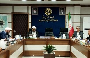 کعبه نماد هویت اسلام است