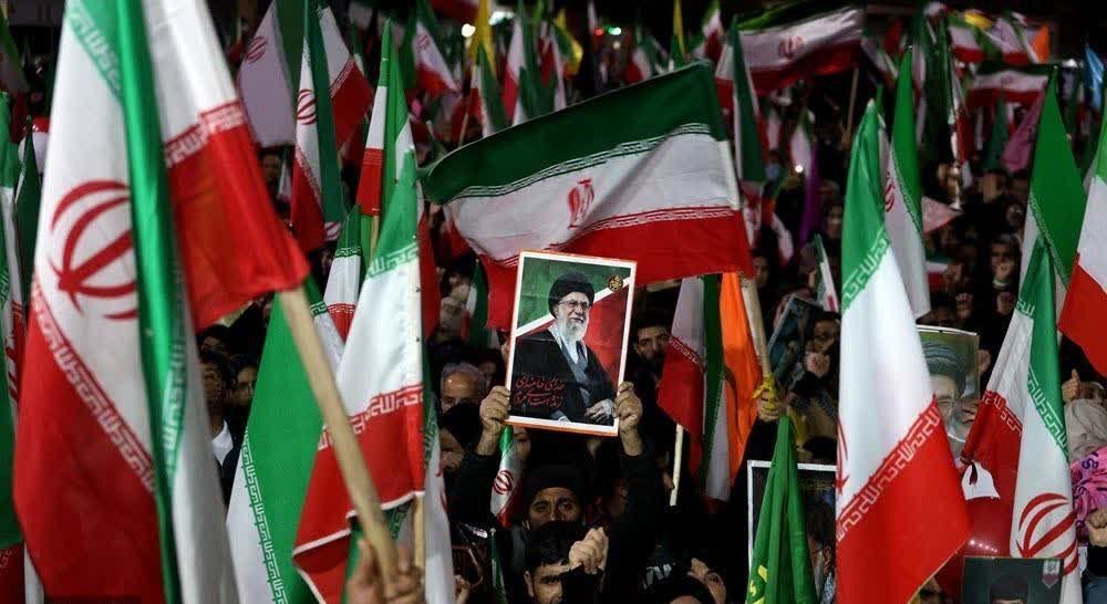 بسم رب رهبر شهید 