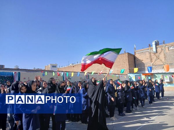 جشن اعیاد شعبانیه در هنرستان تلاش