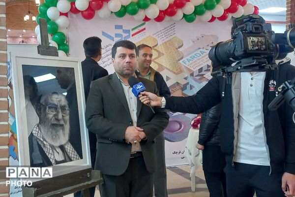ردپایی از نقش و نگار در نمایشگاه دائمی شهرداری قرچک با آثار جشنواره دانش‌آموزی فرهنگی- هنری فردا