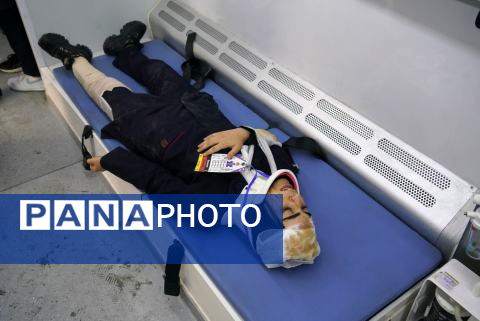 برگزاری مانور زلزله استان اصفهان در دبیرستان شاهد ظهور ناحیه یک 