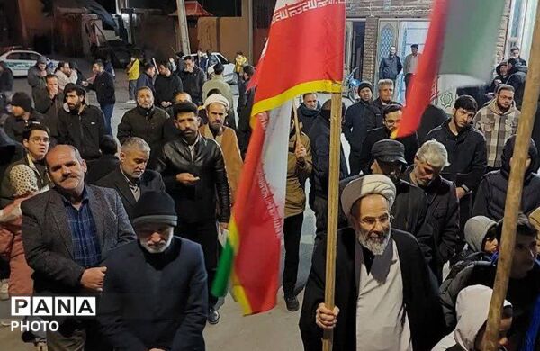بیعت با رهبر جدید انقلاب در شهر ازندریان