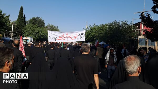 وداع مردم با رهبر؛ تشییعی ماندگار در قاب همدلی