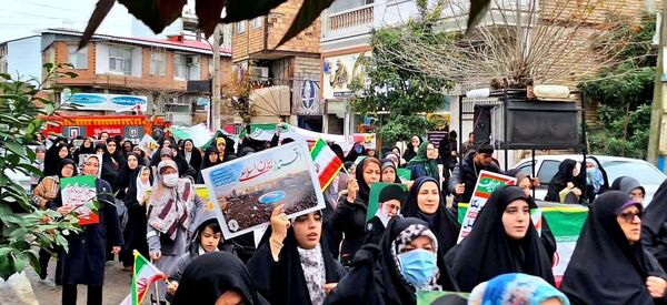 جشن بزرگ پیروزی انقلاب اسلامی در کومله