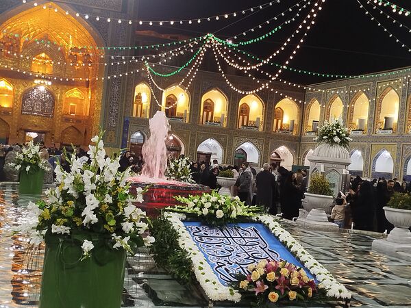 چراغانی دل‌ها در جوار بارگاه رضوی به مناسبت میلاد مولای متقیان  