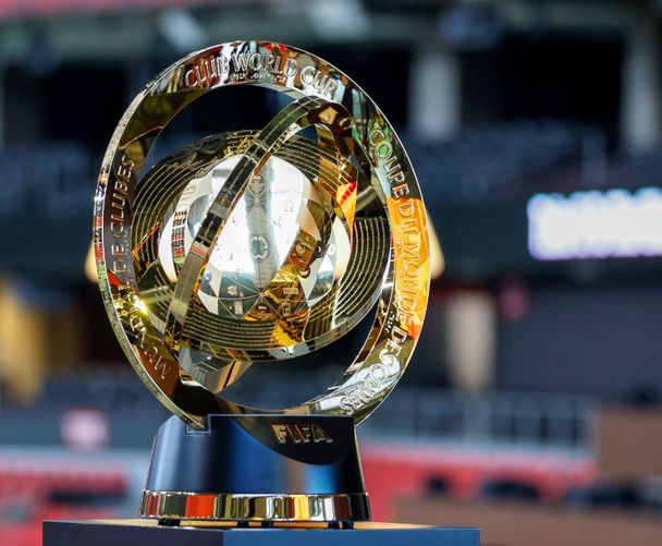 جدال باران مسی مقابل الاهلی مصر