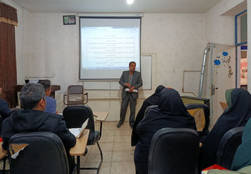 کارگاه آموزشی ویژه سرگروه‌های پرورشی و درس تفکر و سبک زندگی