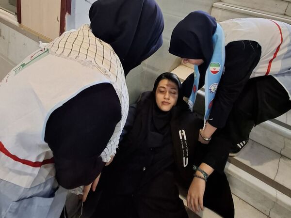 مانور زلزله در مدرسه مصلی نژاد ناحیه 6
