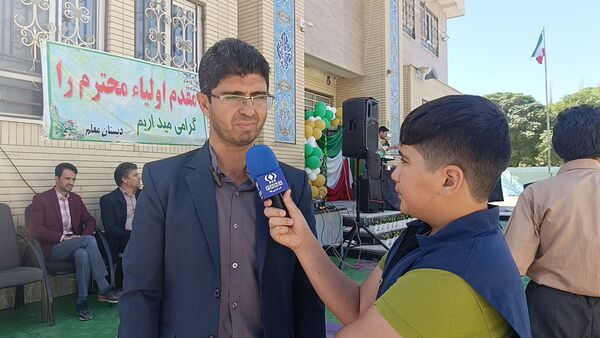 جشن شکوفه‌ها در مدارس سملقان