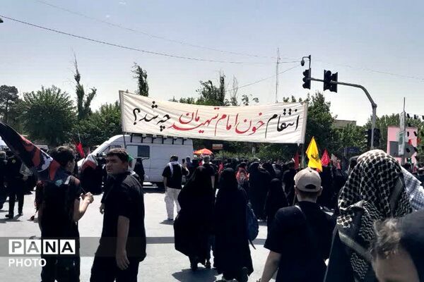 وداع با آقای شهید ایران 