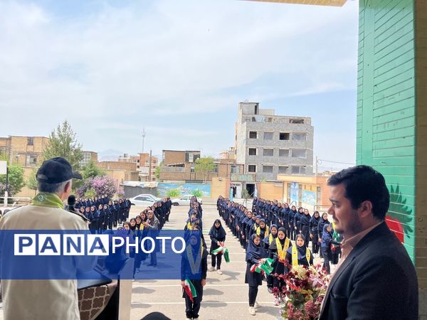  بازدید ارزیاب تخصصی سازمان دانش‌آموزی از فعالیت‌های مدارس تشکیلاتی سازمان دانش‌آموزی مناطق ۱۷ گانه استان چهارمحال وبختیاری