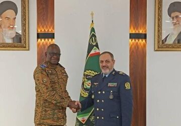 روابط با کشورهای انقلابی آفریقا گسترش می‌یابد