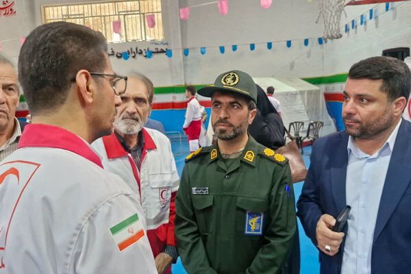 آیین افتتاحیه «میدان پویا» در قرچک
