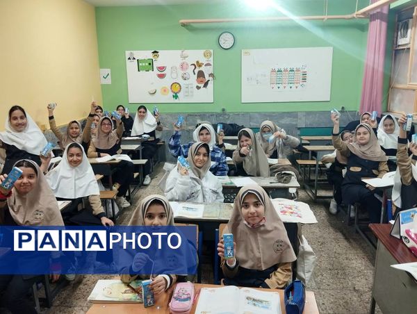 شیر سالم، لبخند شیرین؛ آغاز توزیع شیر در مدارس منطقه ۱۵