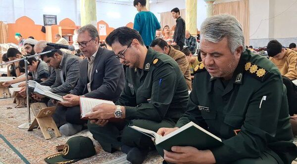 محفل قرآنی معتکفین مسجد جامع کاشمر