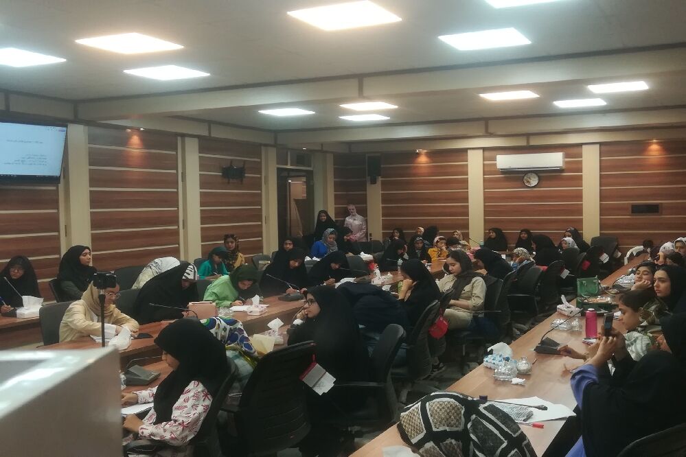 آخرین جلسه دوره آموزشی مجری شو