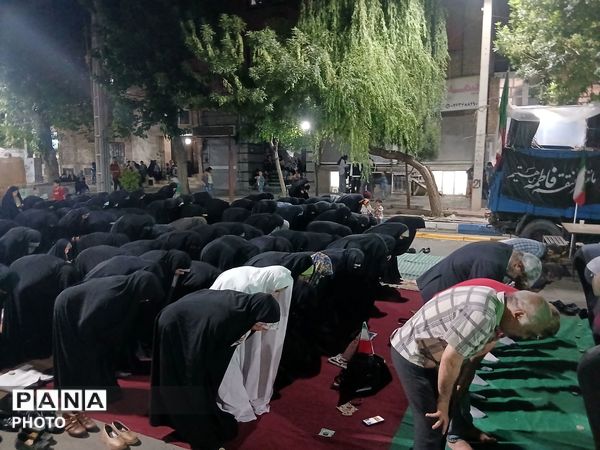 نماز استغاثه در خروش حماسی هفتاد و پنجم