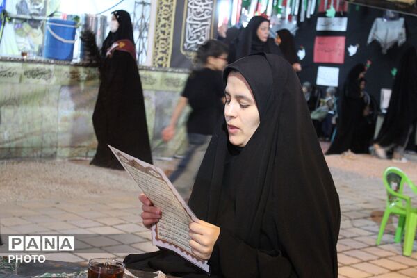 موکب های شهرستان فاروج در حال خدمت رسانی به زائران به رهبر انقلاب 