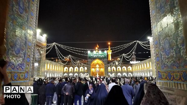 مراسم یادبود شهدا و دهه کرامت در حرم مطهر رضوی 
