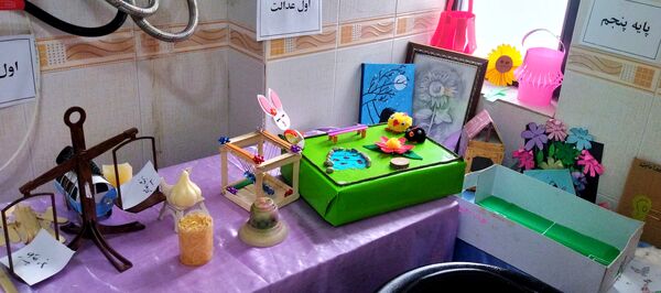 حضور فعال دانش‌آموزان مدارس منطقه پردیس در نمایشگاه «ماها» 