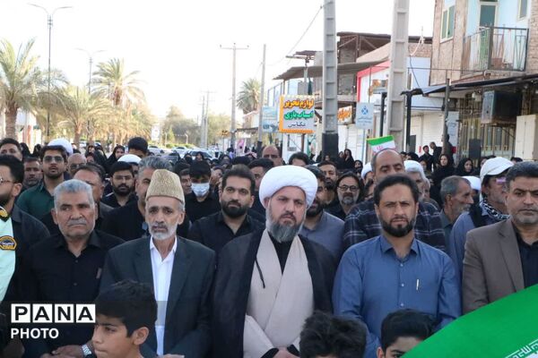 اعلام بیعت تمام قد مردم فهرج با پرچمدار انقلاب